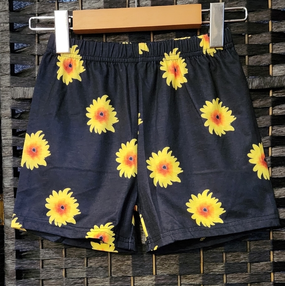 🌼2/40🌼 "Lil Miss Sassy Pants" 3 piece short set - Picture 4 of 11